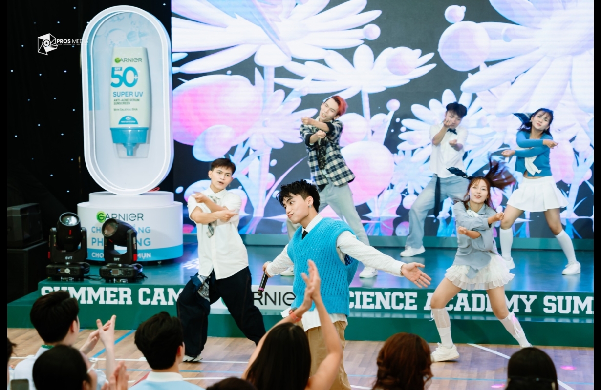 GARNIER