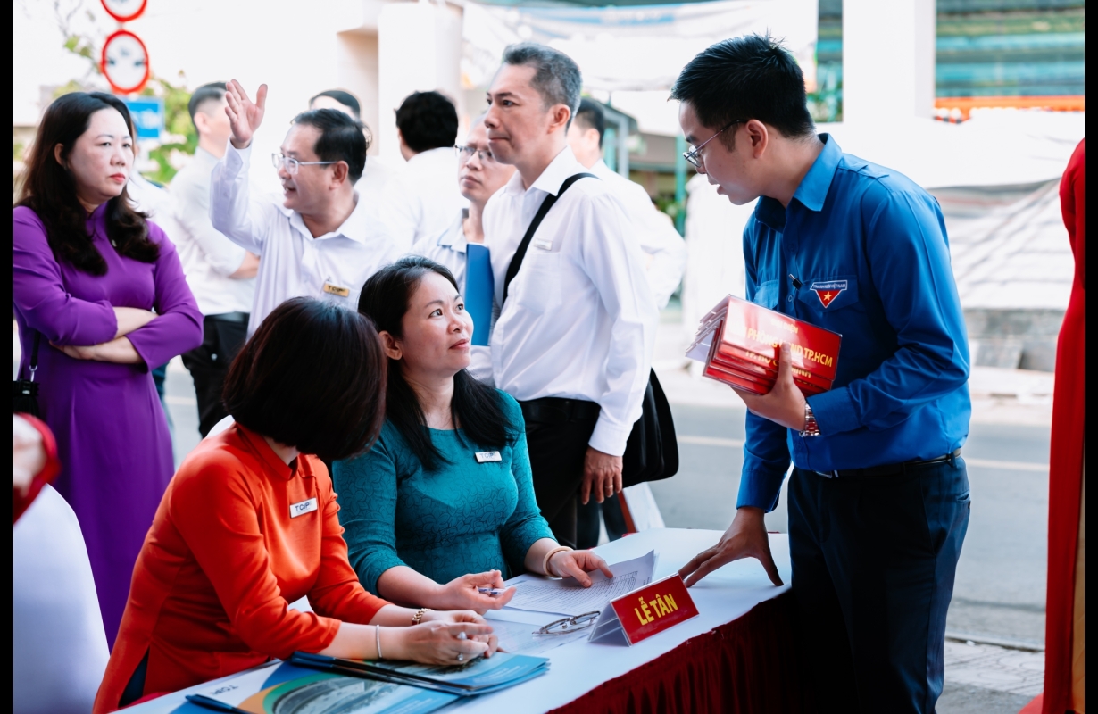 LỄ KHỞI CÔNG CẦU RẠCH TÔM TP HỒ CHÍ MINH