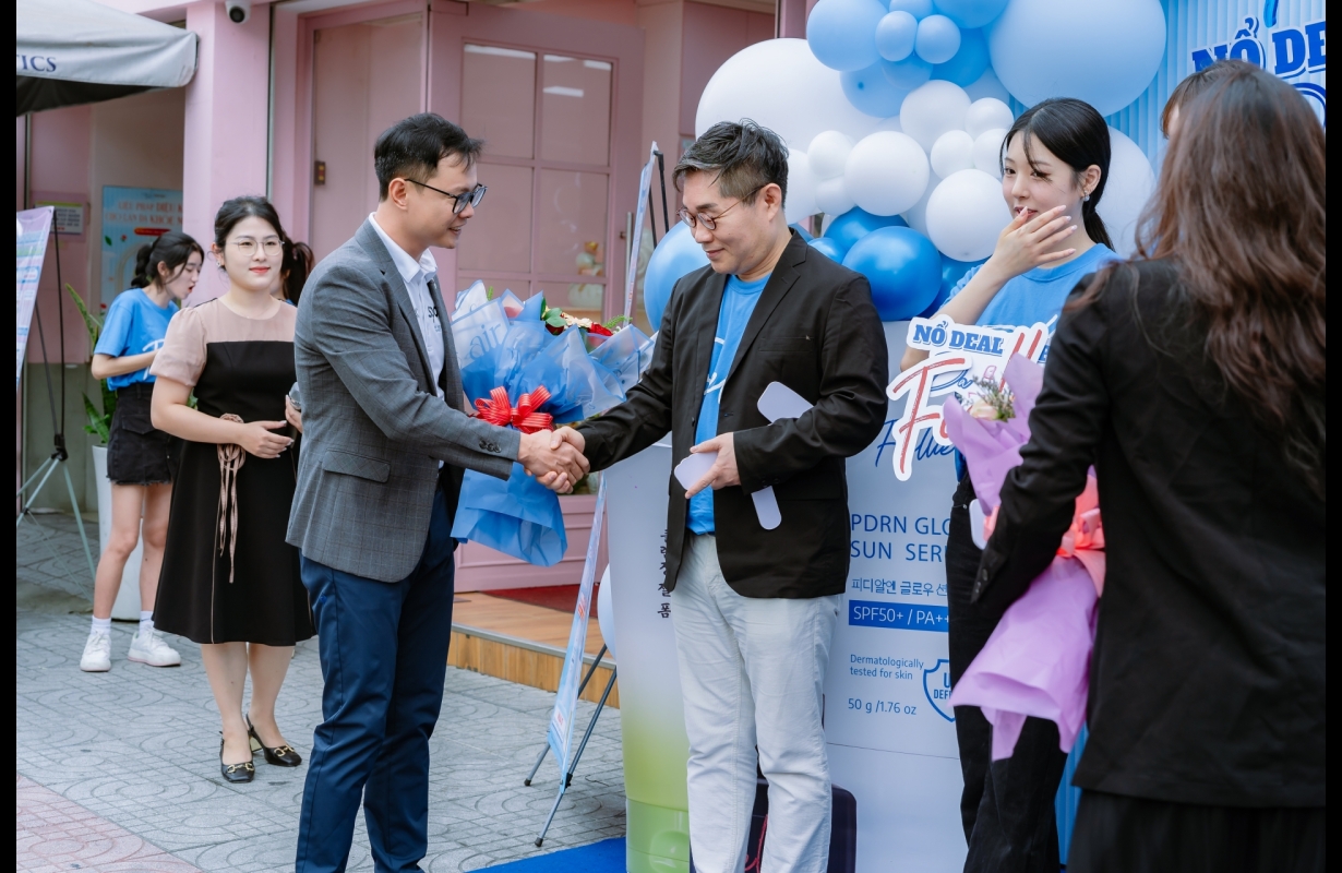 LAM THAO COSMETIC - DA SUPER XINH