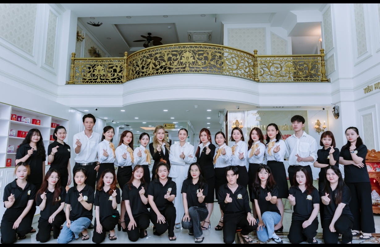 THẨM MỸ VIỆN CARITA ACADEMY