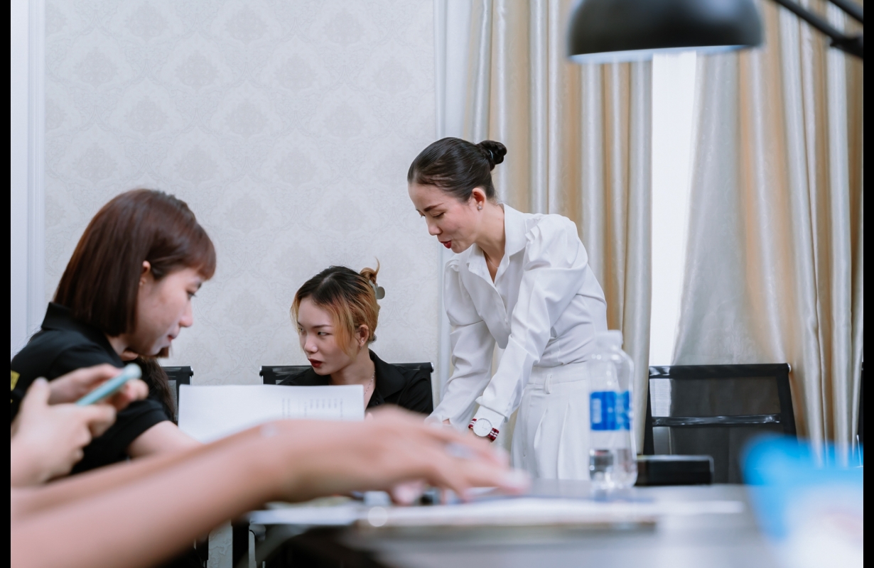 THẨM MỸ VIỆN CARITA ACADEMY