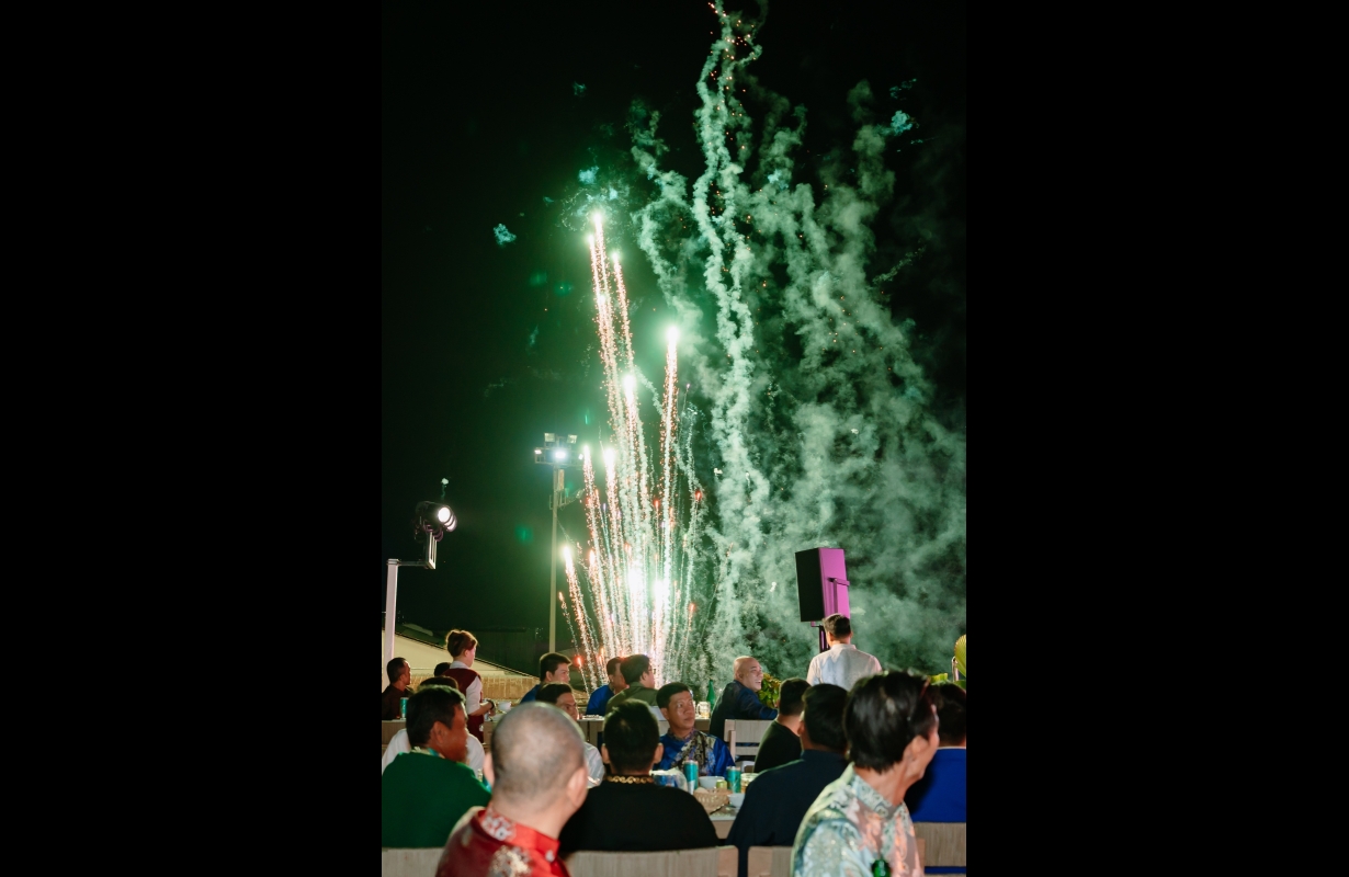 ELITE YEAR AND PARTY