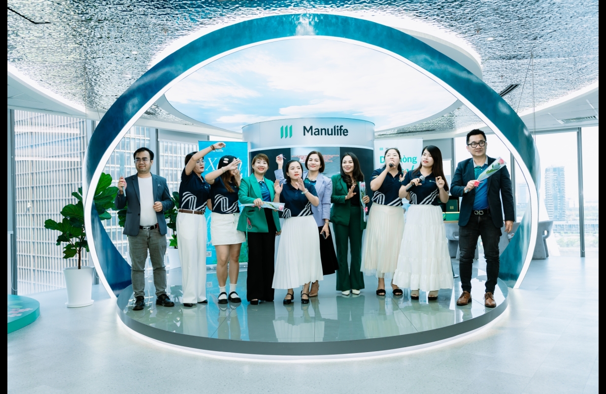 MANULIFE - LỄ TỐT NGHIỆP NHÂN SỰ