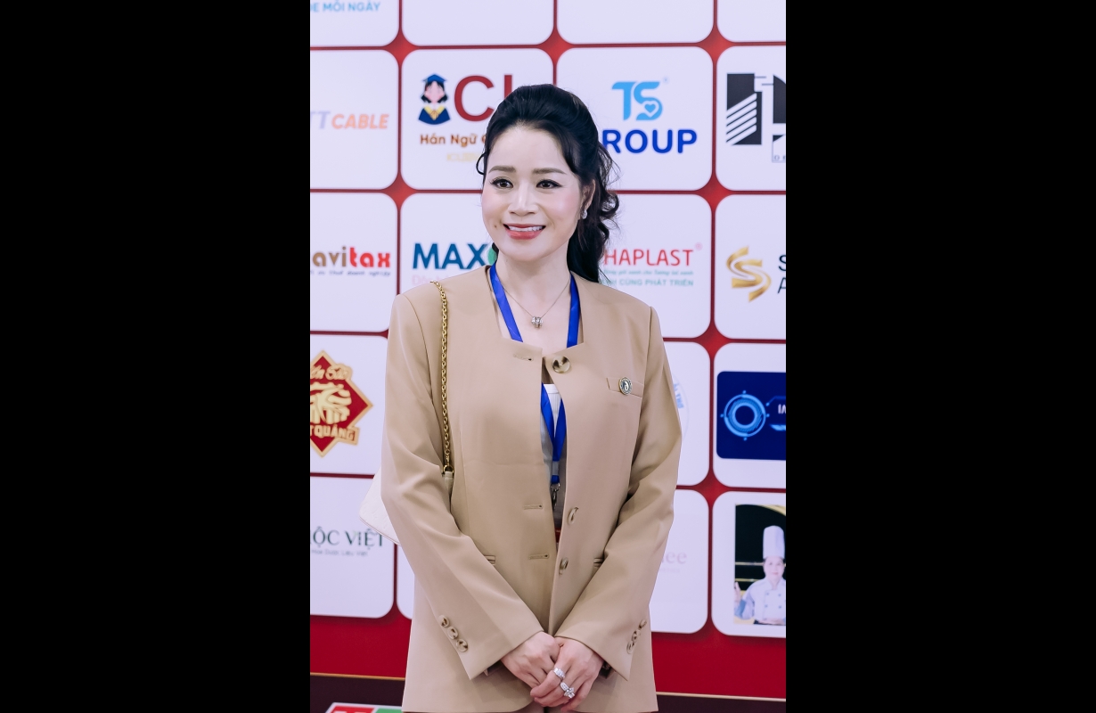 FOLLOW BRAND SỰ KIỆN