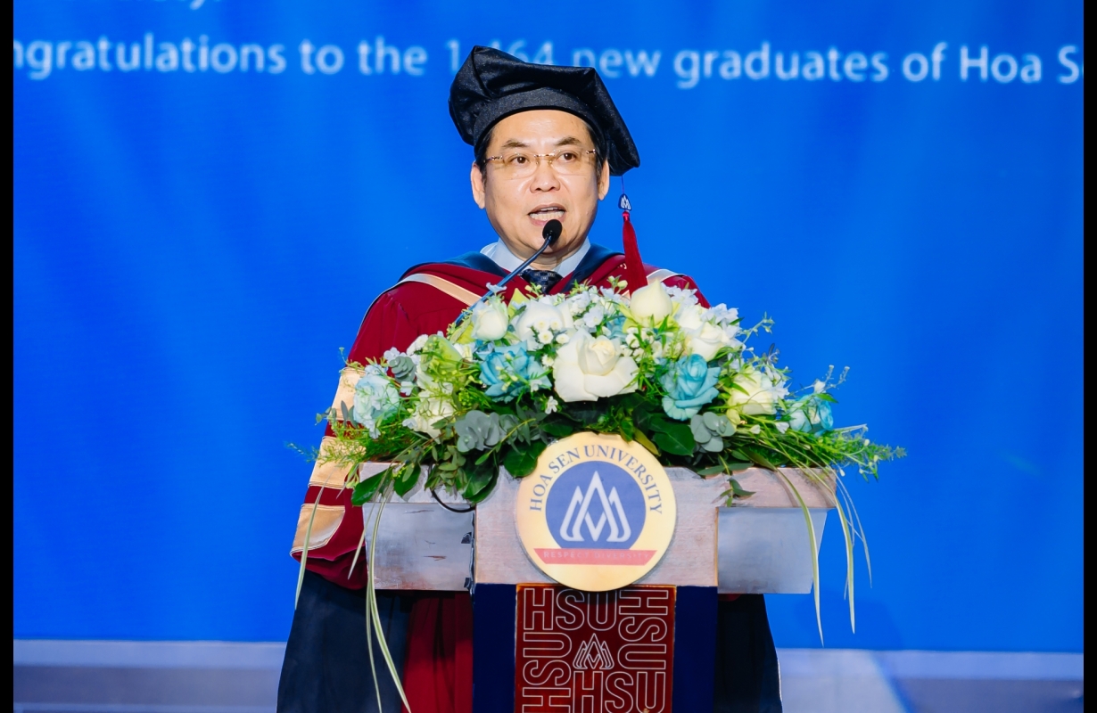 TỐT NGHIỆP ĐẠI HỌC HOA SEN 2026