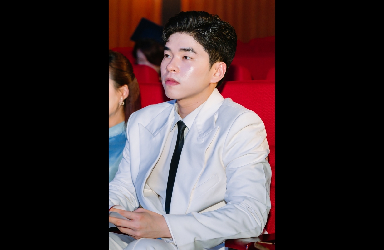 TỐT NGHIỆP ĐẠI HỌC HOA SEN 2026