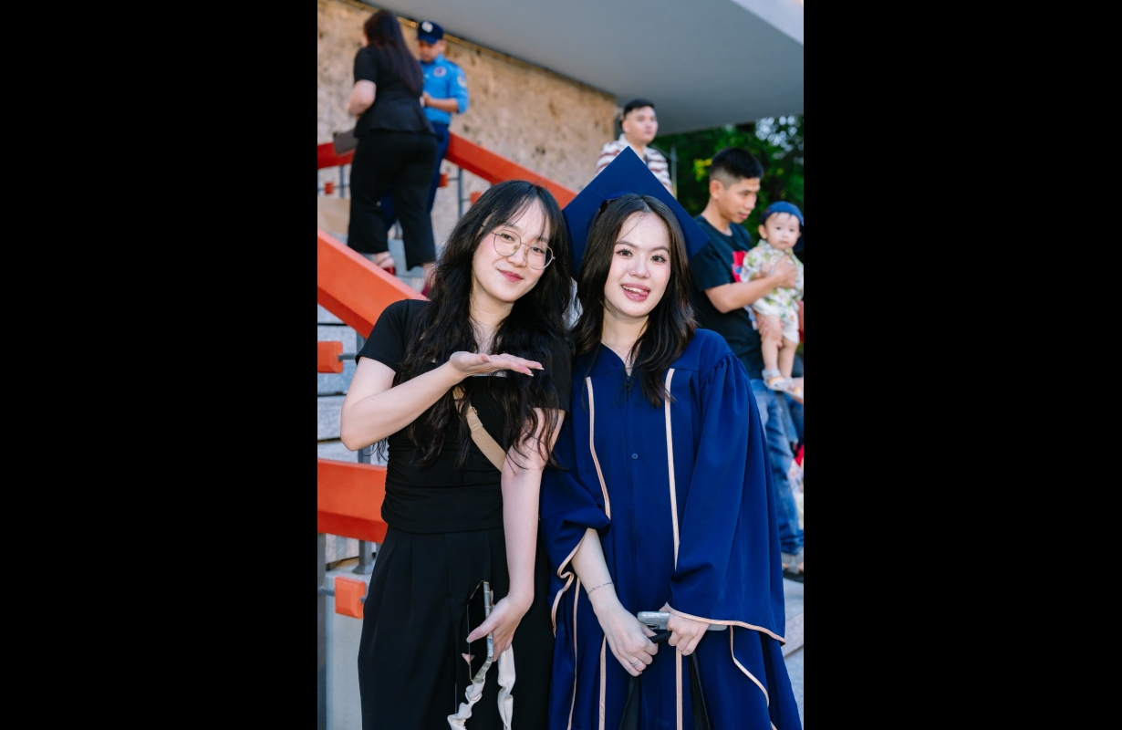 TỐT NGHIỆP ĐẠI HỌC HOA SEN 2026