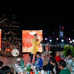 ELITE YEAR AND PARTY