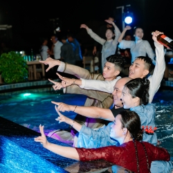 ELITE YEAR AND PARTY