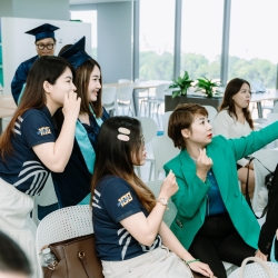 MANULIFE - LỄ TỐT NGHIỆP NHÂN SỰ