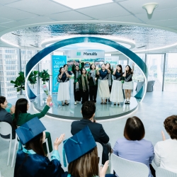 MANULIFE - LỄ TỐT NGHIỆP NHÂN SỰ