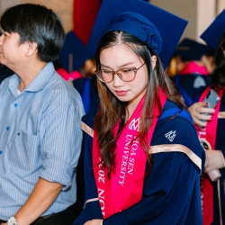 TỐT NGHIỆP ĐẠI HỌC HOA SEN 2026