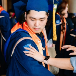 TỐT NGHIỆP ĐẠI HỌC HOA SEN 2026