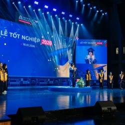 TỐT NGHIỆP ĐẠI HỌC HOA SEN 2026