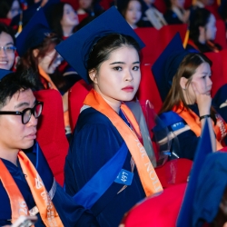 TỐT NGHIỆP ĐẠI HỌC HOA SEN 2026