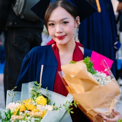 TỐT NGHIỆP ĐẠI HỌC HOA SEN 2026